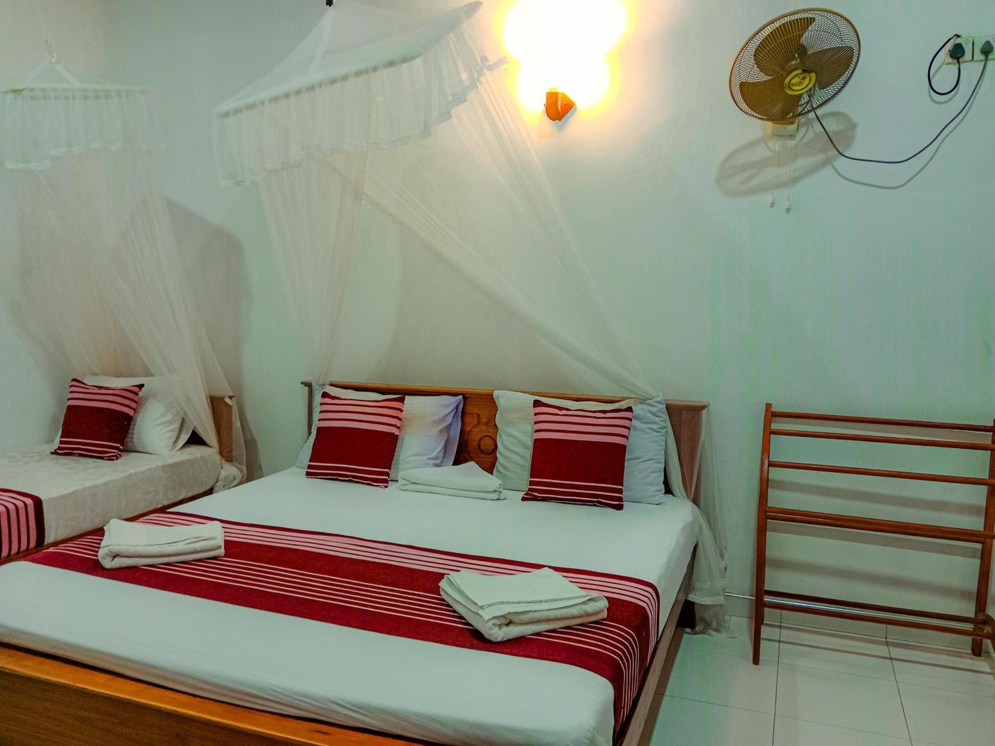 Sigiriya Peacock Homestay Kültér fotó