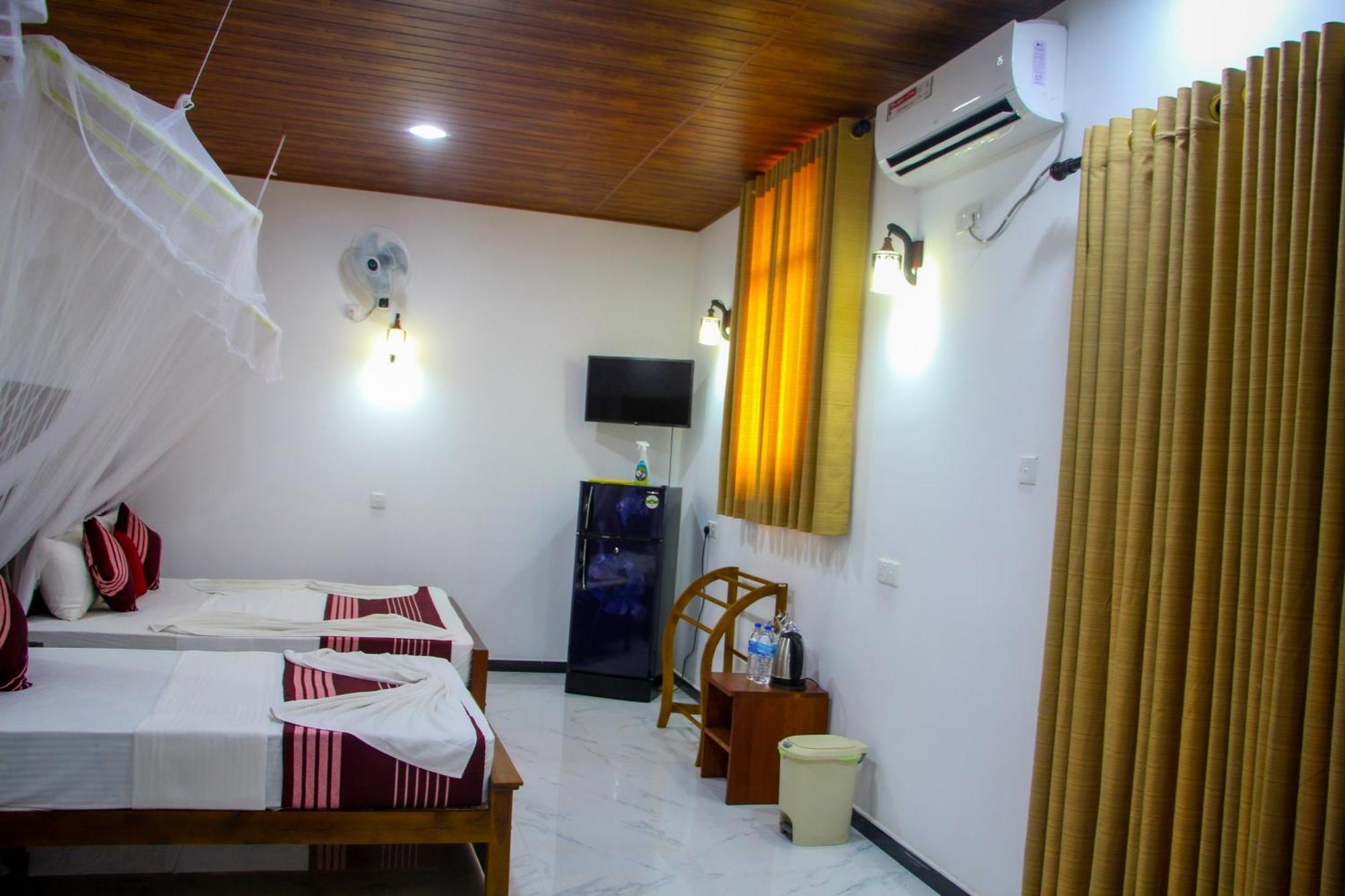Sigiriya Peacock Homestay Kültér fotó
